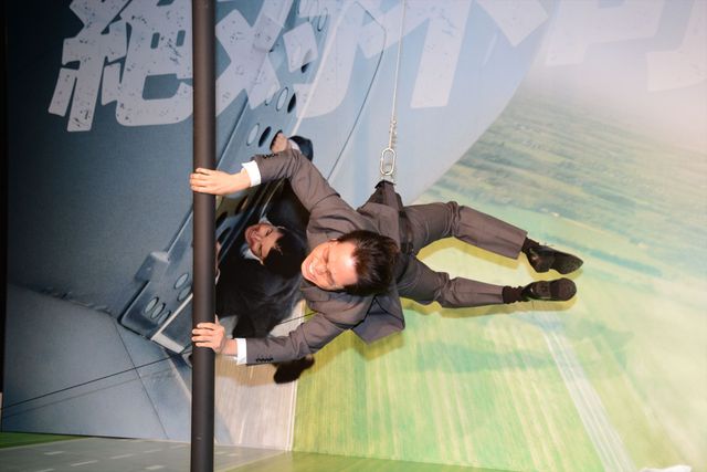 ノンスタ井上、トム・クルーズになりきるもヘトヘト…「イーサン・ハントの日」記念イベントフォトギャラリー（12枚目）