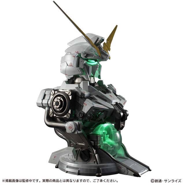 究極のガシャポンマシン「ULTIMATE MECHANIX -UNICORN GUNDAM-」：フォトギャラリー