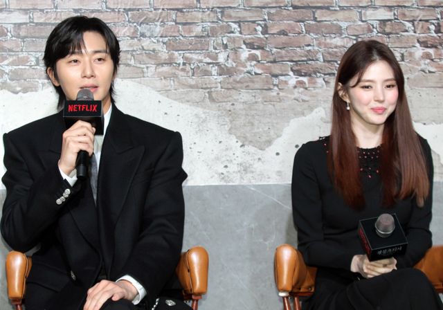 パク・ソジュン登場！「京城クリーチャー」製作発表会見（13枚目）