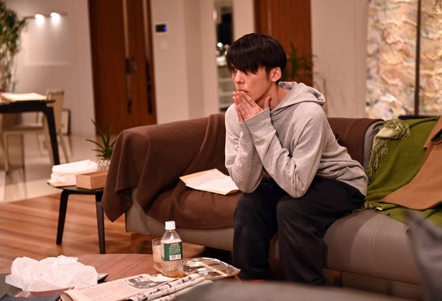 綾瀬はるか＆高橋一生の逆転生活がスタート！「天国と地獄」2話場面写真：フォトギャラリー