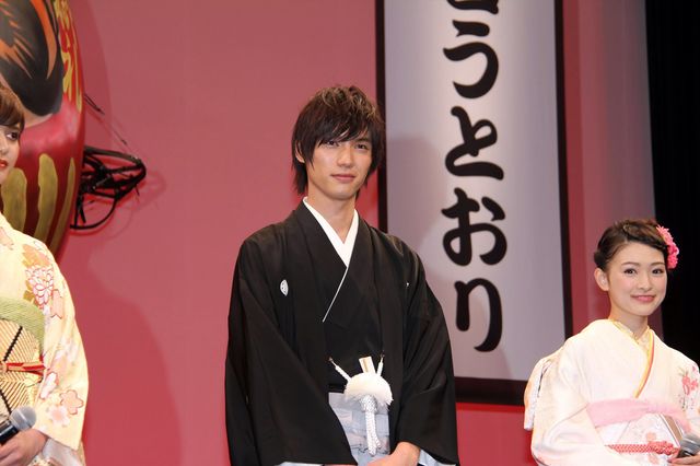 ち、近い！福士蒼汰、神木隆之介、染谷将太ら出席『神さまの言うとおり』ジャパンプレミアフォトギャラリー（3枚目）