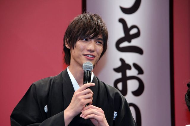 ち、近い！福士蒼汰、神木隆之介、染谷将太ら出席『神さまの言うとおり』ジャパンプレミアフォトギャラリー（4枚目）