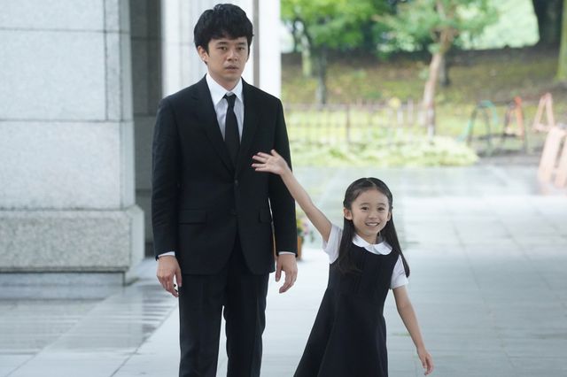 月9「海のはじまり」目黒蓮に涙止まらない初回場面写真（3枚目）