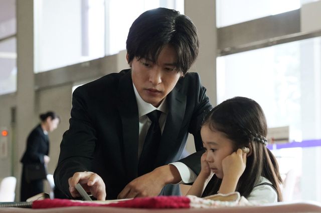 月9「海のはじまり」目黒蓮に涙止まらない初回場面写真（9枚目）