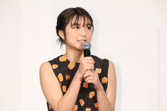 可愛いイラストも！中川翔子の今年の漢字は貴　『劇場版ポケットモンスター　ココ』公開記念舞台あいさつ（2枚目）