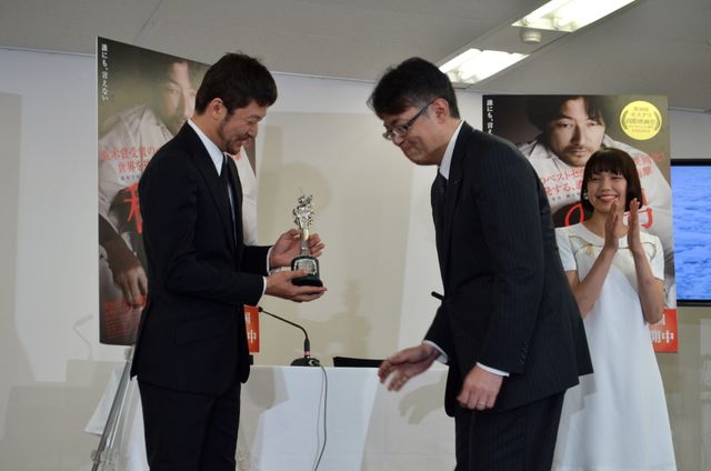 ダブル受賞の快挙！浅野忠信＆二階堂ふみ『私の男』記者会見フォトギャラリー（3枚目）
