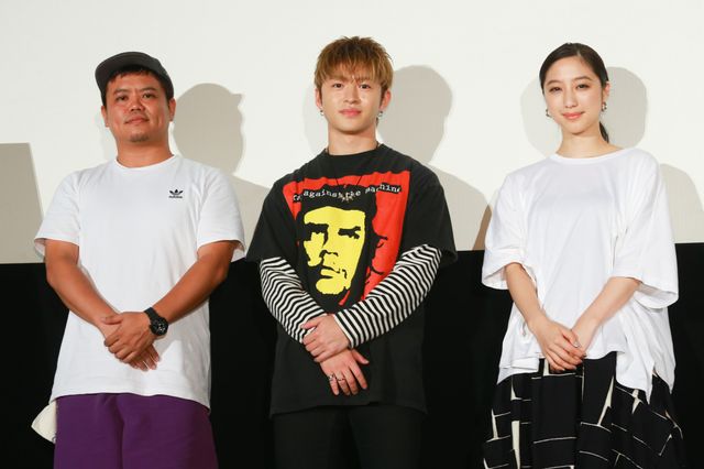 佐野玲於＆E-girls坂東希ら登場！映画『虹色デイズ』公開記念舞台あいさつ（8枚目）