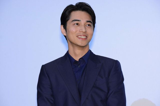 窪田正孝＆東出昌大、仮面ライダー1号と記念撮影！写真ギャラリー（21枚目）