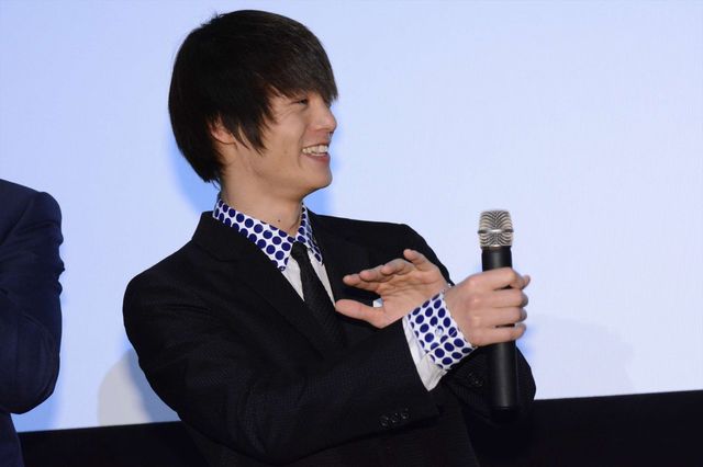 窪田正孝＆東出昌大、仮面ライダー1号と記念撮影！写真ギャラリー（22枚目）