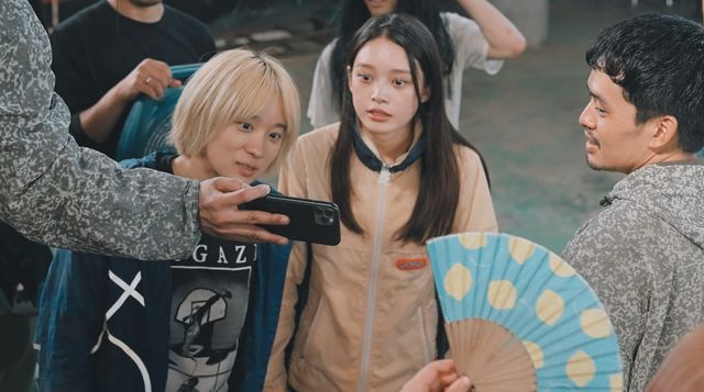 舞台裏！『ドキュメンタリー オブ　ベイビーわるきゅーれ』【場面写真2点】：フォトギャラリー