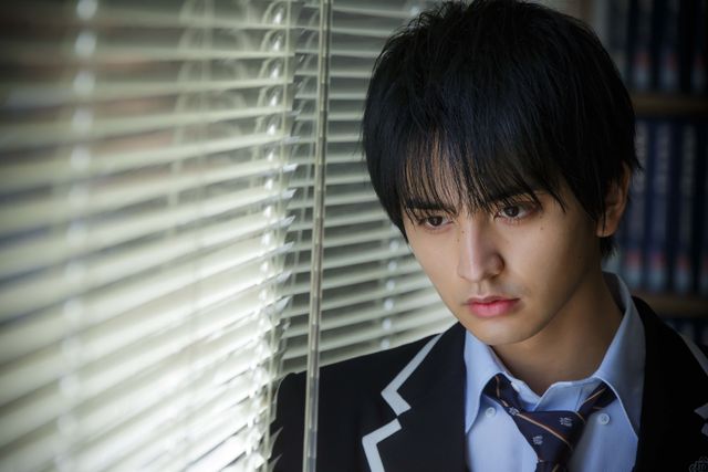 瀬戸利樹のミステリアスな表情…『シグナル100』場面カット：フォトギャラリー