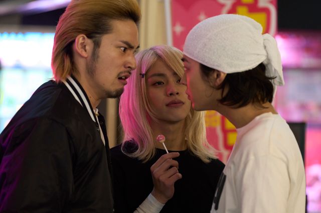 距離近すぎ！倉悠貴VS水上恒司『OUT』場面写真＜6枚＞（5枚目）