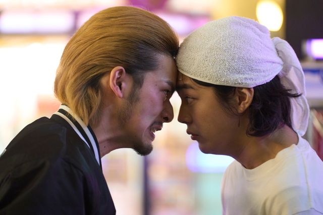 距離近すぎ！倉悠貴VS水上恒司『OUT』場面写真＜6枚＞（6枚目）