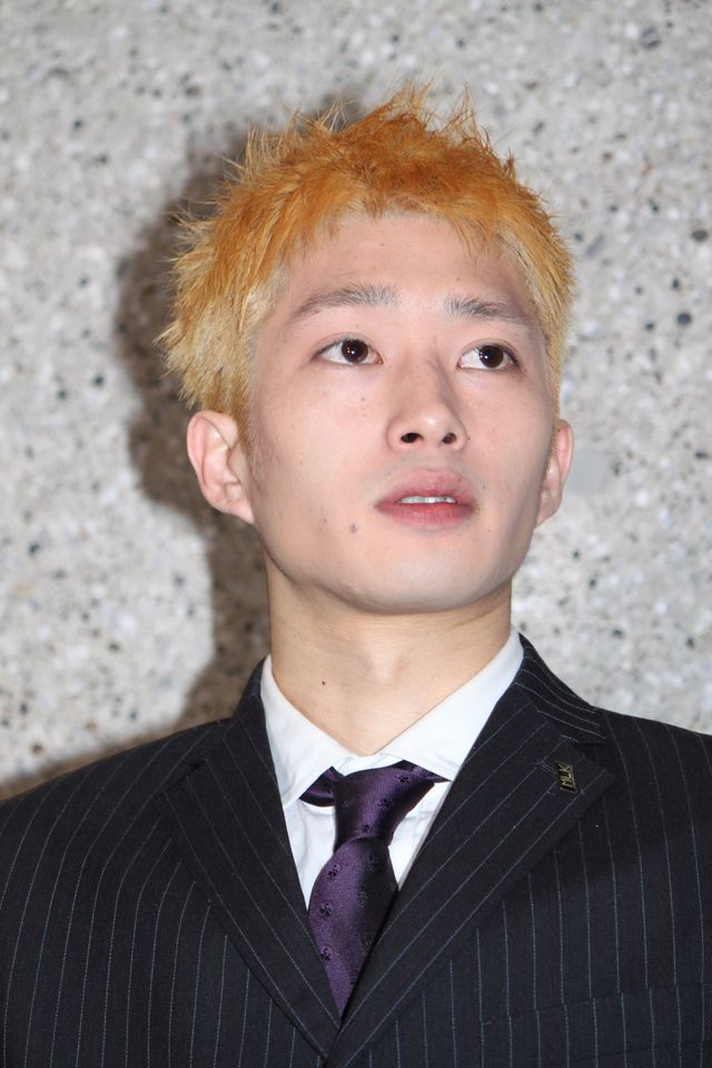 涙目で頭を下げた田島優成フォトギャラリー：フォトギャラリー