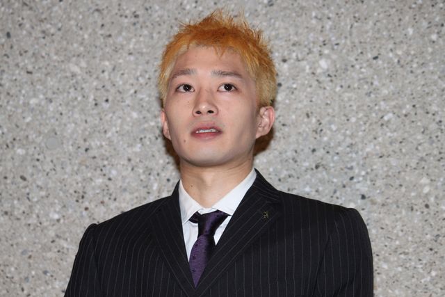 涙目で頭を下げた田島優成フォトギャラリー（2枚目）