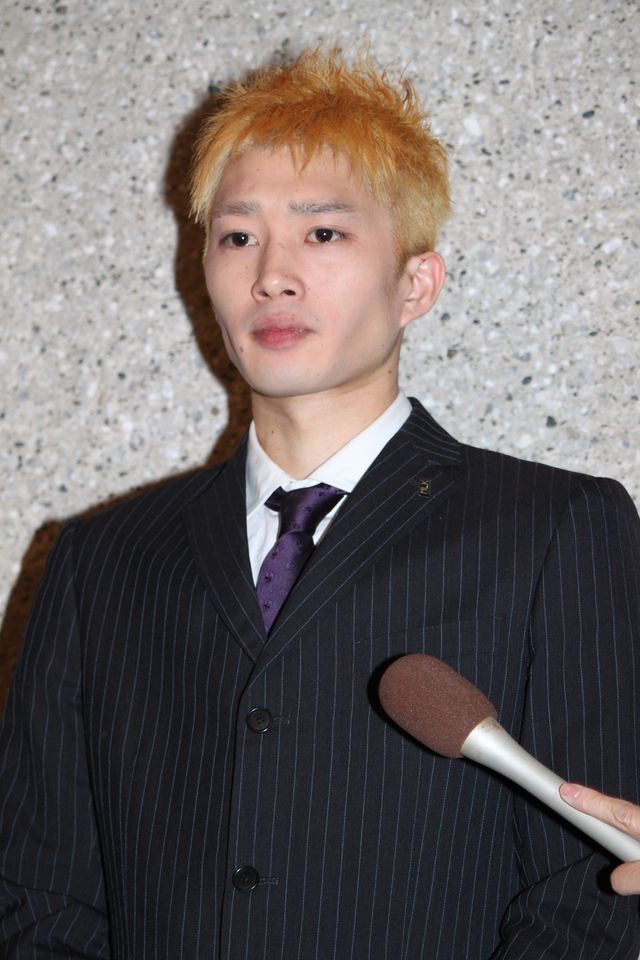 涙目で頭を下げた田島優成フォトギャラリー（9枚目）