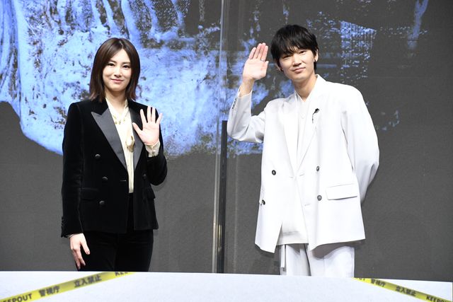北川景子、ブラック衣装を素敵に着こなし！綾野剛はホワイト衣装でかっこよさ炸裂『ドクター・デスの遺産-BLACK FILE-』完成報告イベント（13枚目）
