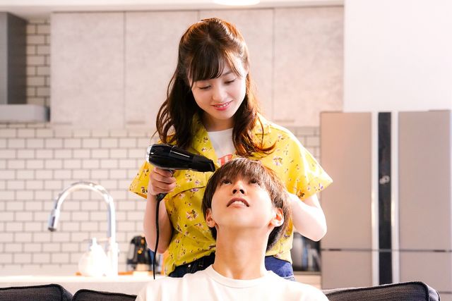 片寄涼太のお風呂上りショット！映画『午前0時、キスしに来てよ』場面カット（2枚目）