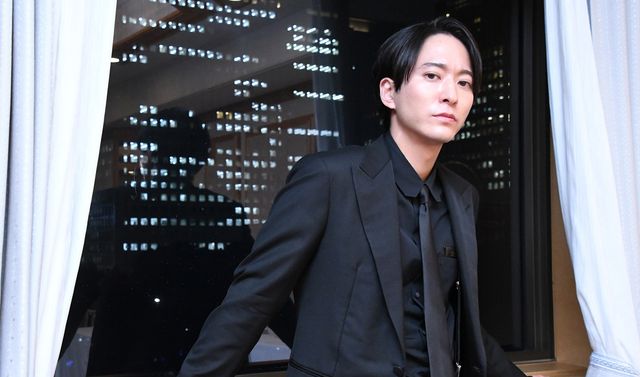 浅香航大のクールな表情！『あなたの番です　劇場版』インタビューカット（4枚目）