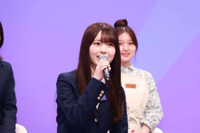 乃木坂46・賀喜遥香＆筒井あやめ、プラモデル組み立て対決に挑戦！ドラマ「量産型ルカ」記者会見（4枚目）
