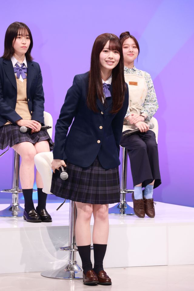 乃木坂46・賀喜遥香＆筒井あやめ、プラモデル組み立て対決に挑戦！ドラマ「量産型ルカ」記者会見（7枚目）