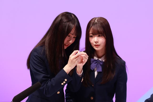 乃木坂46・賀喜遥香＆筒井あやめ、プラモデル組み立て対決に挑戦！ドラマ「量産型ルカ」記者会見（24枚目）