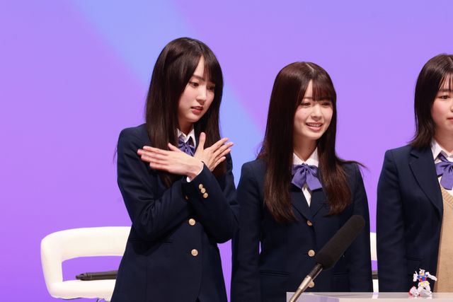 乃木坂46・賀喜遥香＆筒井あやめ、プラモデル組み立て対決に挑戦！ドラマ「量産型ルカ」記者会見（26枚目）