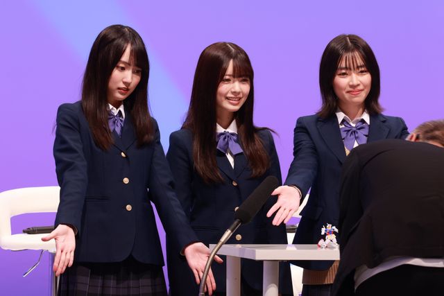 乃木坂46・賀喜遥香＆筒井あやめ、プラモデル組み立て対決に挑戦！ドラマ「量産型ルカ」記者会見（27枚目）