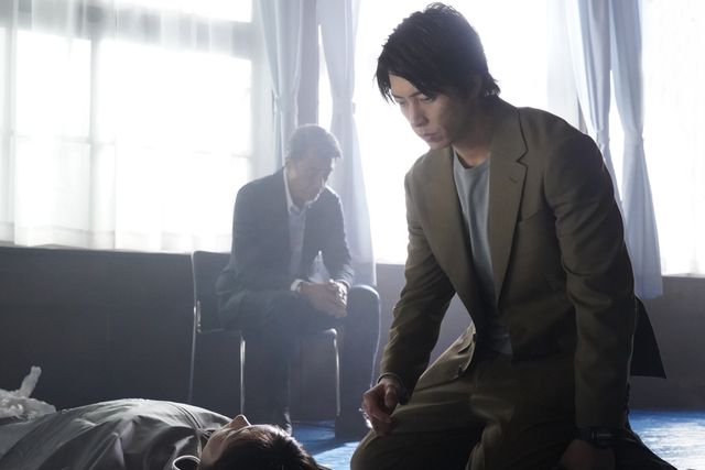 サプライズに沸いた山下智久主演「ブルーモーメント」初回場面写真（11枚目）