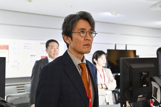 阿部寛・永野芽郁・道枝駿佑が共演！日曜劇場「キャスター」第1話【ネタバレあり】（4枚目）