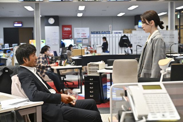 阿部寛・永野芽郁・道枝駿佑が共演！日曜劇場「キャスター」第1話【ネタバレあり】（15枚目）