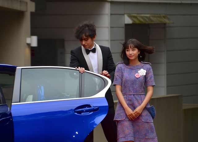 広瀬すず＆吉田羊、美の共演！ピース又吉・綾部も登場「VOGUE JAPAN Women of the Year 2015」ギャラリー（2枚目）