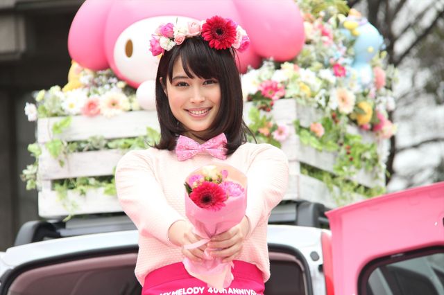 広瀬アリス、夢だったお花屋さんに（15枚目）