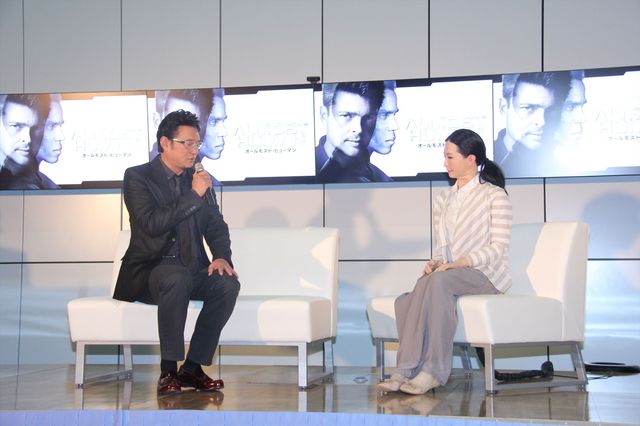 本当に人間みたい！アンドロイド×船越英一郎フォトギャラリー：フォトギャラリー