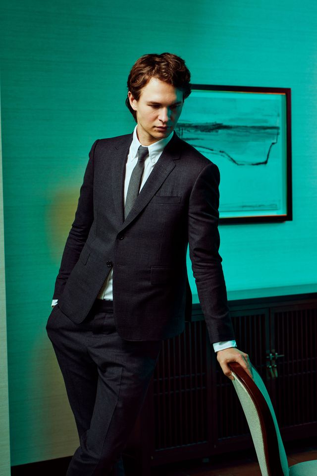 アンセル・エルゴートの来日撮り下ろしカット（4枚目）