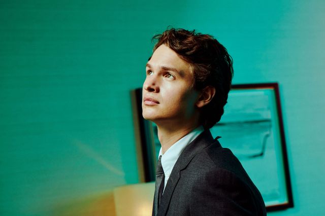 アンセル・エルゴートの来日撮り下ろしカット（5枚目）