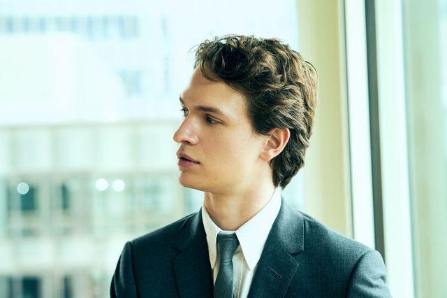 アンセル・エルゴートの来日撮り下ろしカット（20枚目）