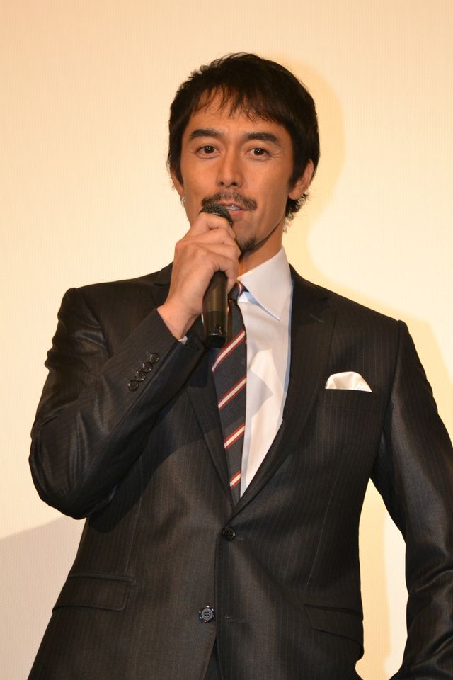 阿部寛、30歳の成人式で恋愛観や生き方を熱く語る！ 画像ギャラリー（4枚目）