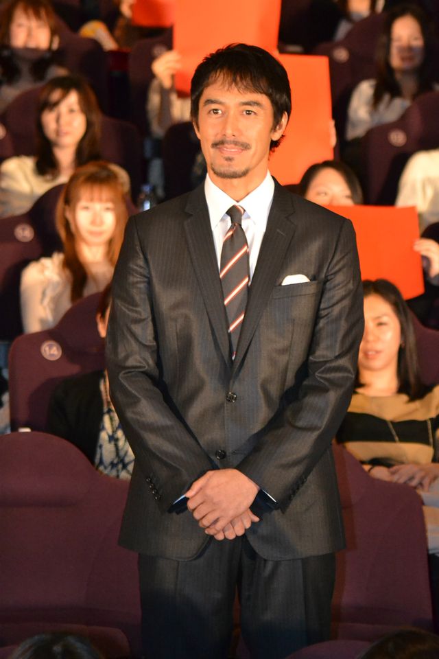 阿部寛、30歳の成人式で恋愛観や生き方を熱く語る！ 画像ギャラリー（8枚目）