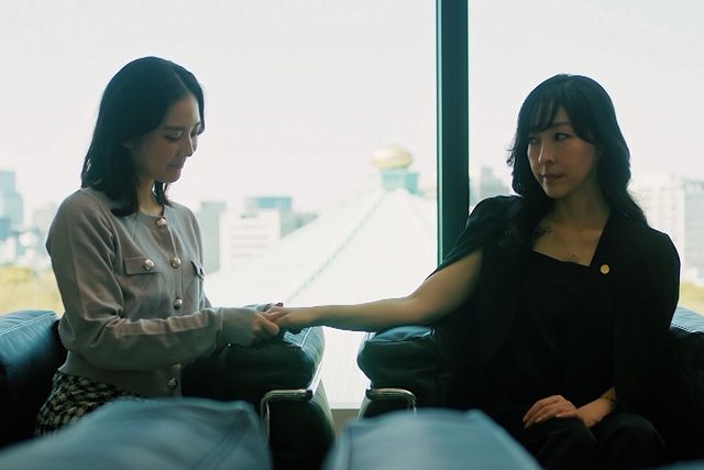 「魔物」麻生久美子＆塩野瑛久、今度は車中で…第4話場面写真（3枚目）