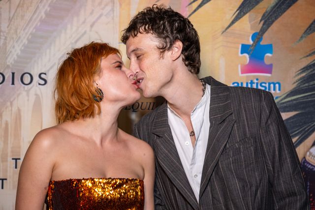 祝・婚約！タルーラ・ウィリスとジャスティン・アーシー（2枚目）