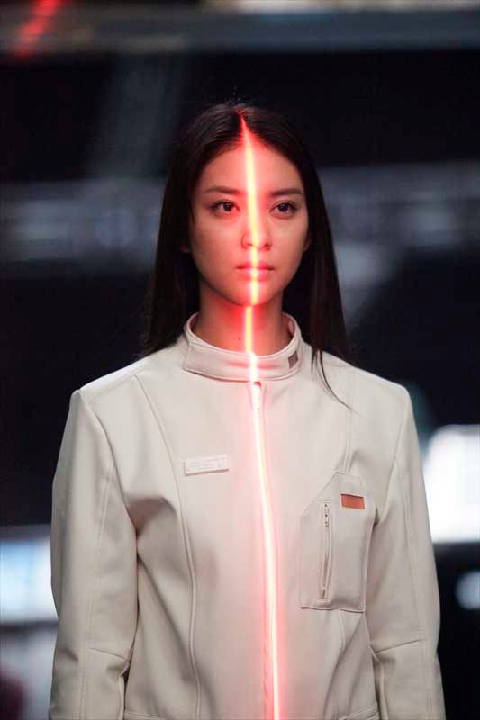 「テラフォーマーズ」実写ドラマに林遣都らオリジナルキャスト登場！（4枚目）