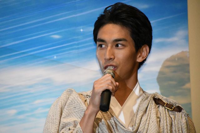 キャスト集合！『セイバー＋ゼンカイジャー　スーパーヒーロー戦記』初日舞台あいさつ（12枚目）