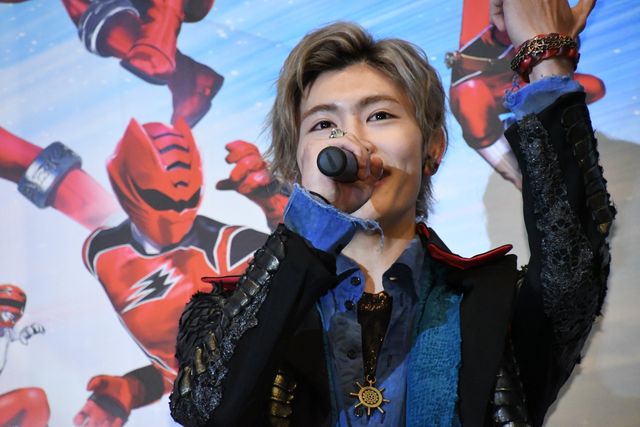 キャスト集合！『セイバー＋ゼンカイジャー　スーパーヒーロー戦記』初日舞台あいさつ（17枚目）