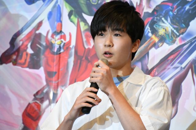 キャスト集合！『セイバー＋ゼンカイジャー　スーパーヒーロー戦記』初日舞台あいさつ（23枚目）