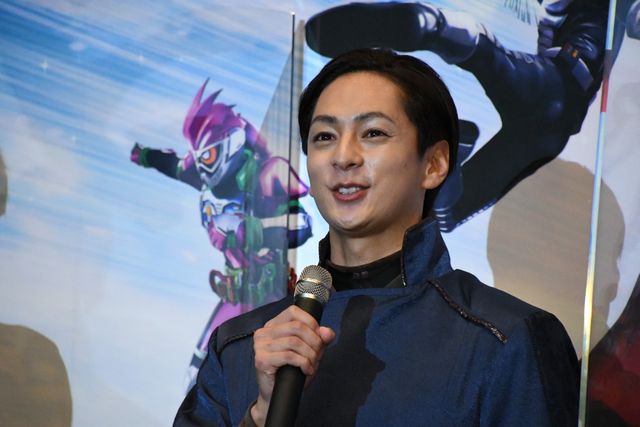 キャスト集合！『セイバー＋ゼンカイジャー　スーパーヒーロー戦記』初日舞台あいさつ（35枚目）