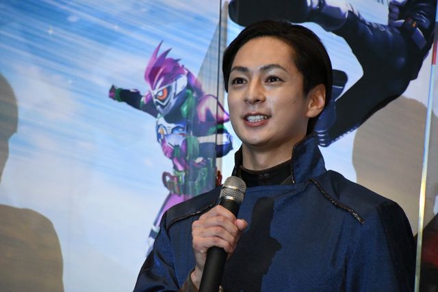 キャスト集合！『セイバー＋ゼンカイジャー　スーパーヒーロー戦記』初日舞台あいさつ（36枚目）