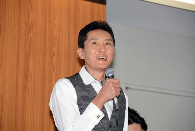 寺島しのぶ、深田恭子との不仲報道を否定！ドラマ「女はそれを許さない」フォトギャラリー（6枚目）