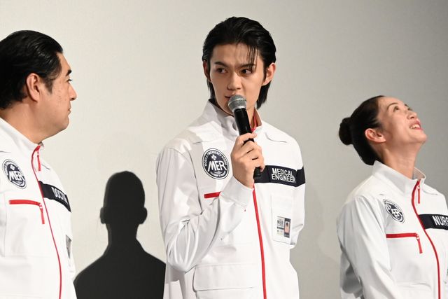 TOKYO MERメンバーも登壇！『劇場版TOKYO MER～走る緊急救命室～南海ミッション』の初日舞台あいさつ（5枚目）