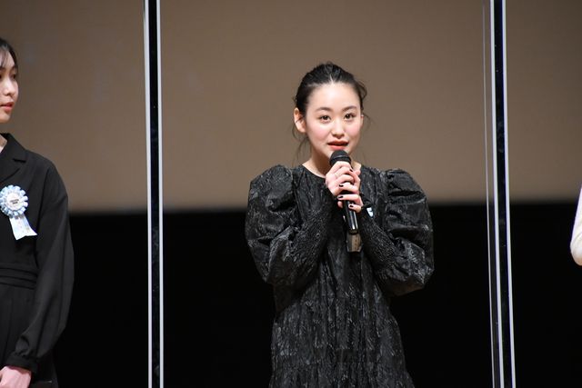 松本穂香ら美麗衣装で登壇！第12回TAMA映画賞授賞式（16枚目）